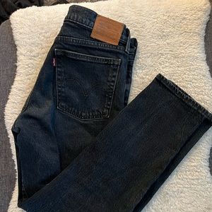 Levi’s wedgie jeans